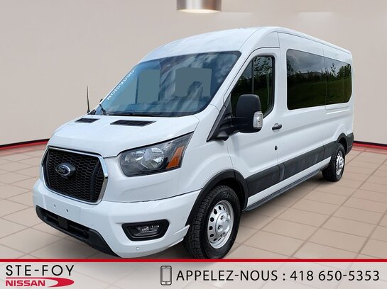FORD TRANSIT XLT 15 PASSAGER TOIT MOYEN AWD LONG S5559 2023 Blanc FORD TRANSIT XLT 15 PASSAGER TOIT MOYEN AWD LONG S5559 2023 Blanc
